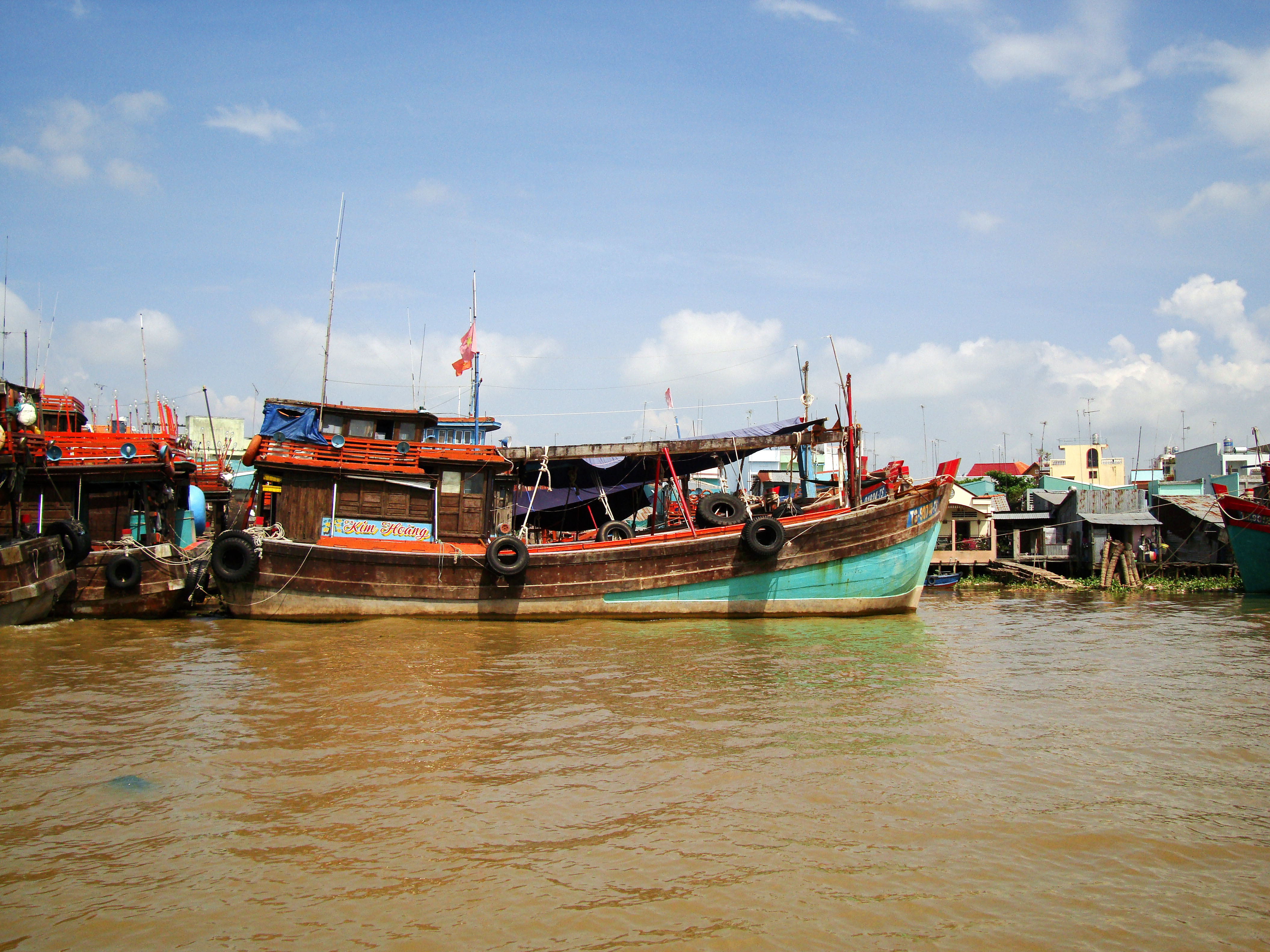 Mekong Delta Saigon river Vietnamese fishing boats Nov 2009 03