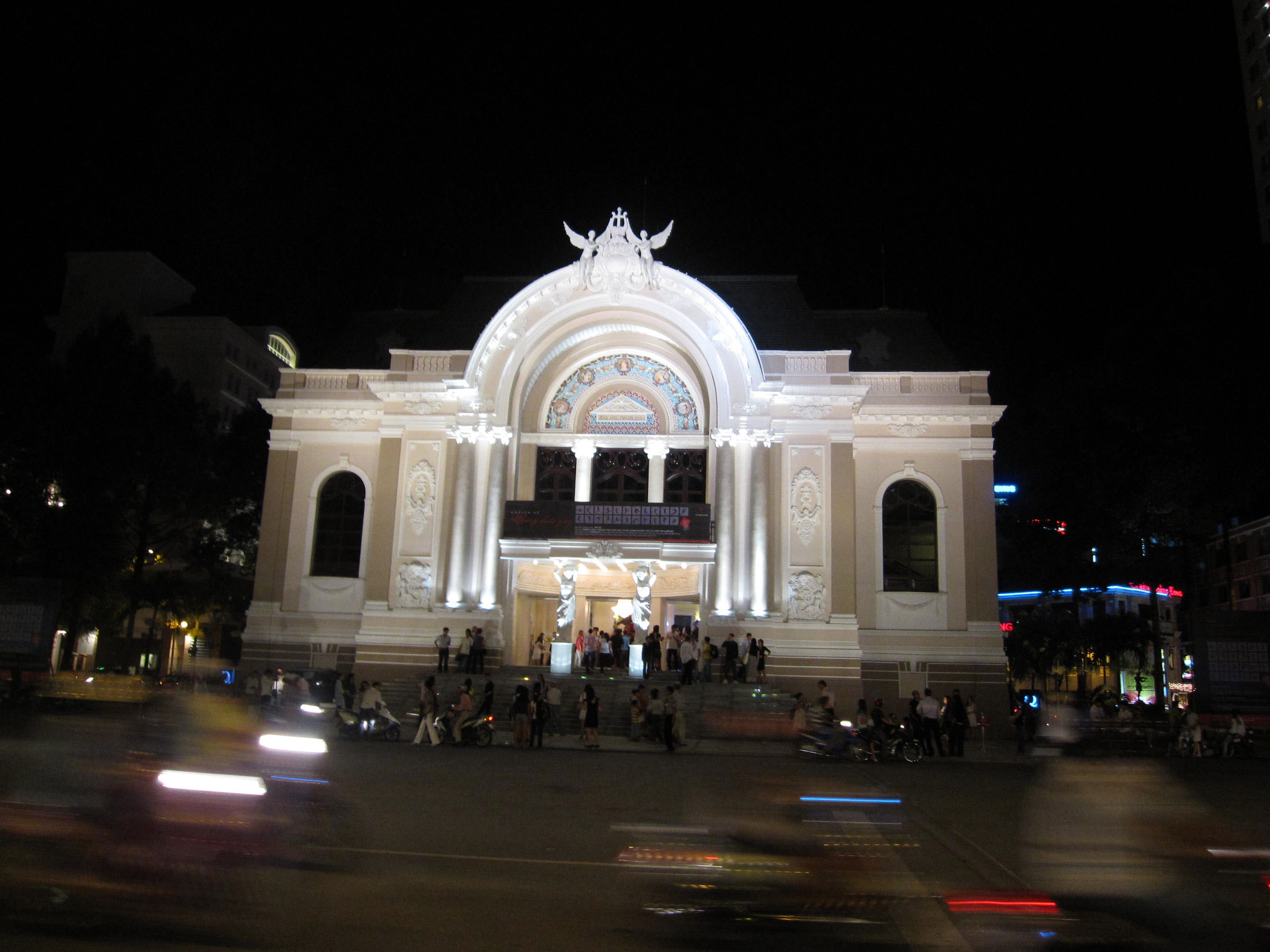 HCMC Opera House French colonial architecture Nov 2009 06