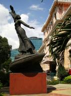 Asisbiz Main Post Office District 1 Ho Chi Minh City Statues Nov 2009 02