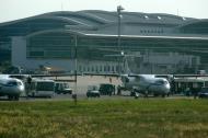 Asisbiz Departing Tan Son Nhat International Airport SGN VVTS Feb 2009 01