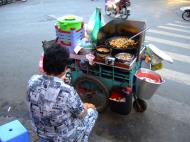 Asisbiz Vietnam Ho Chi Minh City Saigon Vietnamese Food Stalls Feb 2009 49