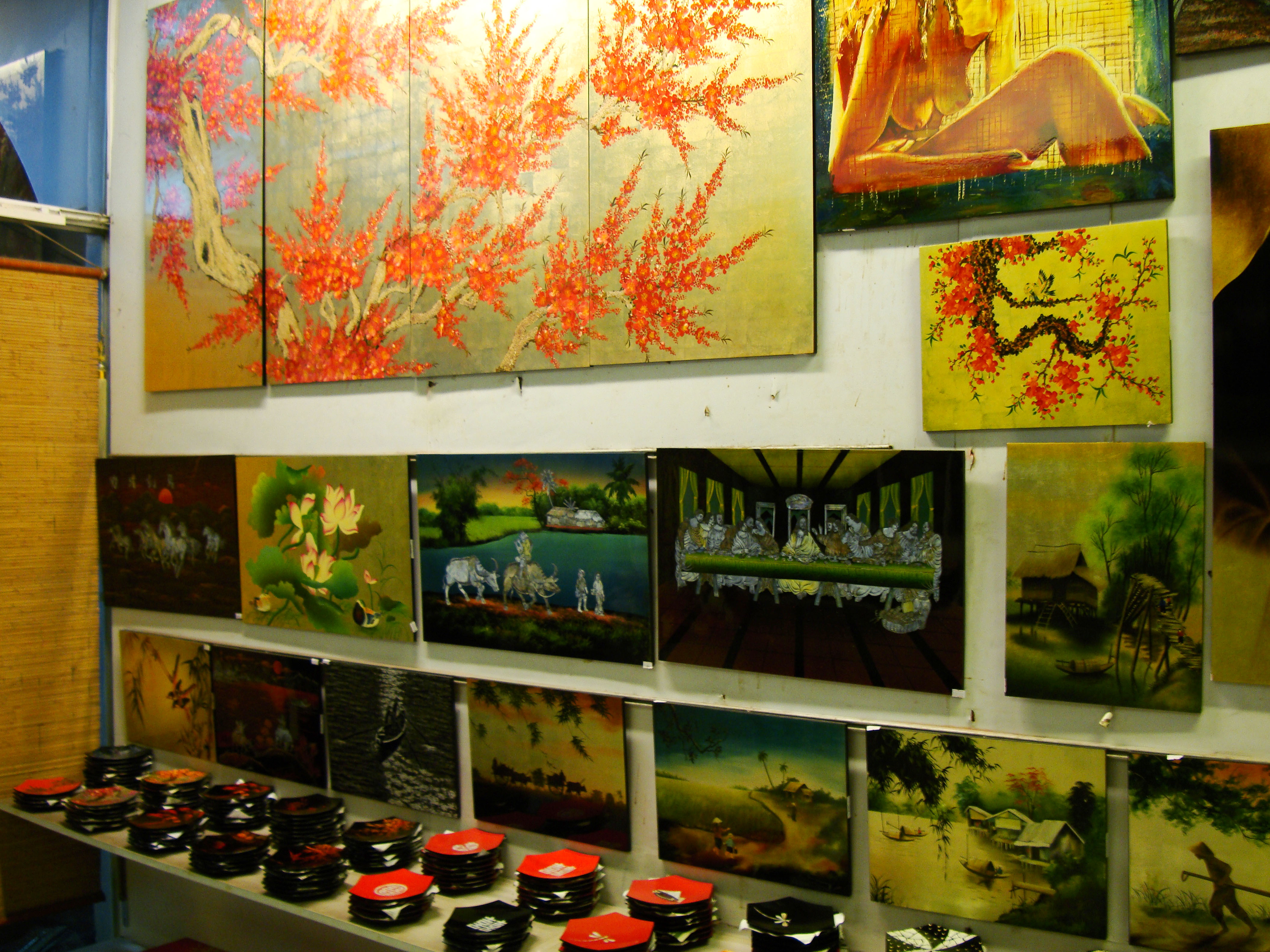 Vietnamese Lacquerware paintings Tay Son District 3 HCMC 2009 01