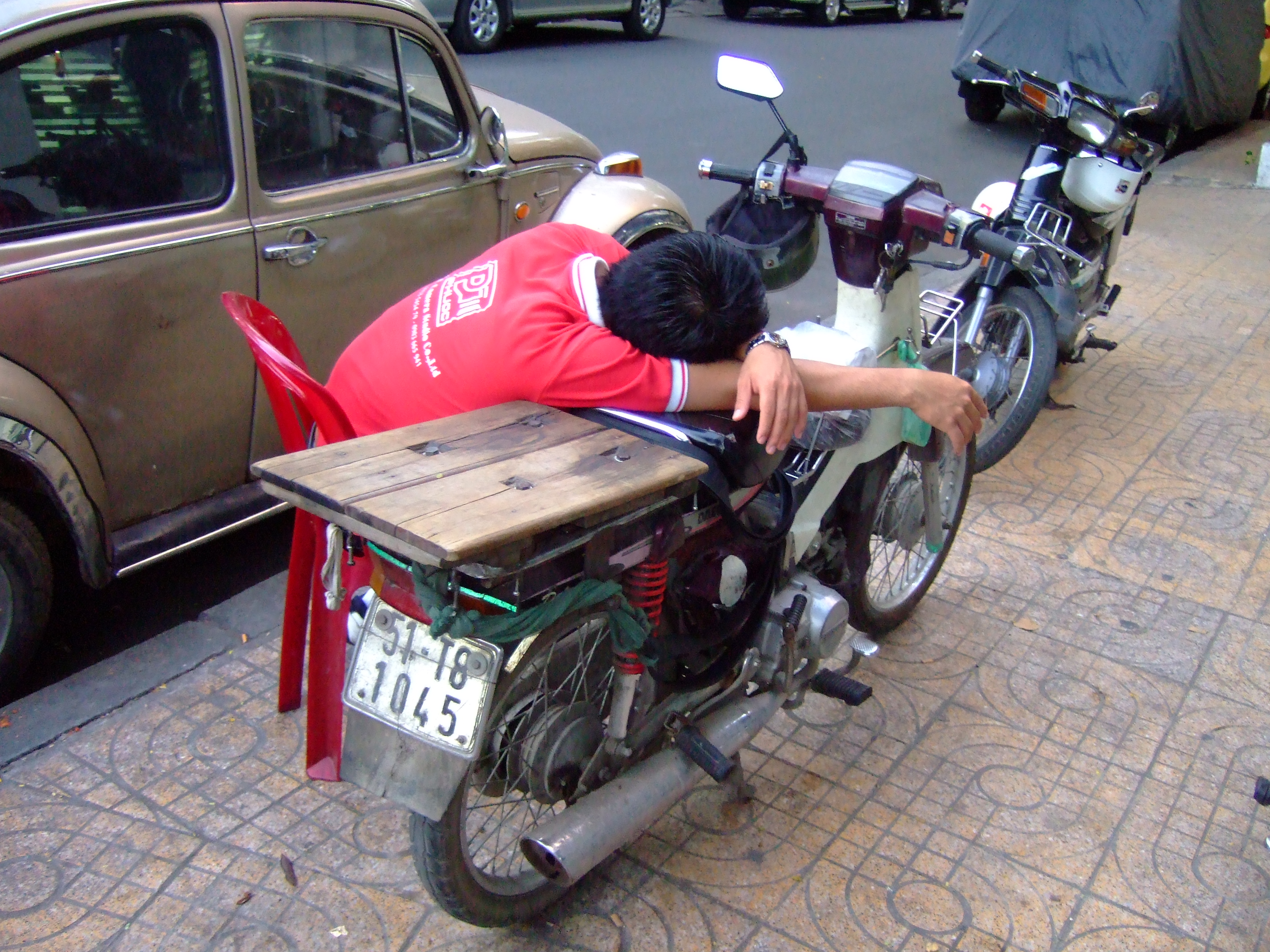 Vietnam Ho Chi Minh City motorbike street scenes Feb 2009 029