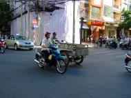 Asisbiz Vietnam Ho Chi Minh City motorbike street scenes Feb 2009 069