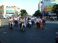 Asisbiz Vietnam Ho Chi Minh City motorbike street scenes Feb 2009 080