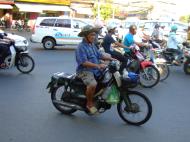 Asisbiz Vietnam Ho Chi Minh City motorbike street scenes Feb 2009 103