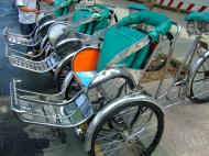 Asisbiz Vietnam Ho Chi Minh City street scenes push bikes Feb 2009 113