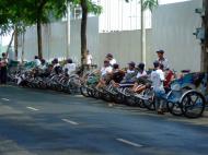 Asisbiz Vietnam Ho Chi Minh City street scenes push bikes Feb 2009 116