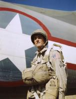Asisbiz WWII USAAF color photo of Airborne Infantryman before take off Sicily 01