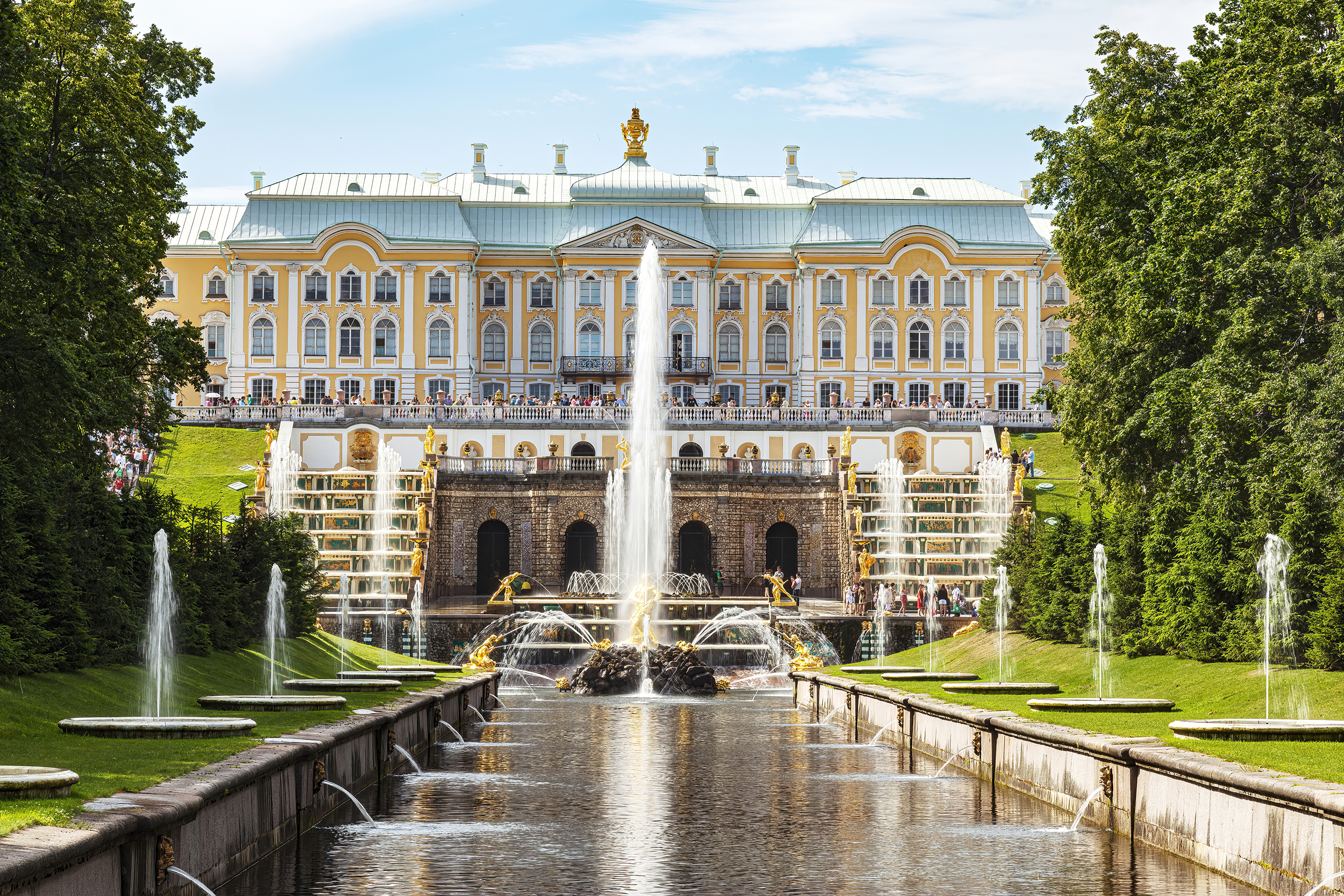 Iconic cities Saint Petersburg fountains of Peterhof Saint Petersburg Russia July 2012 05