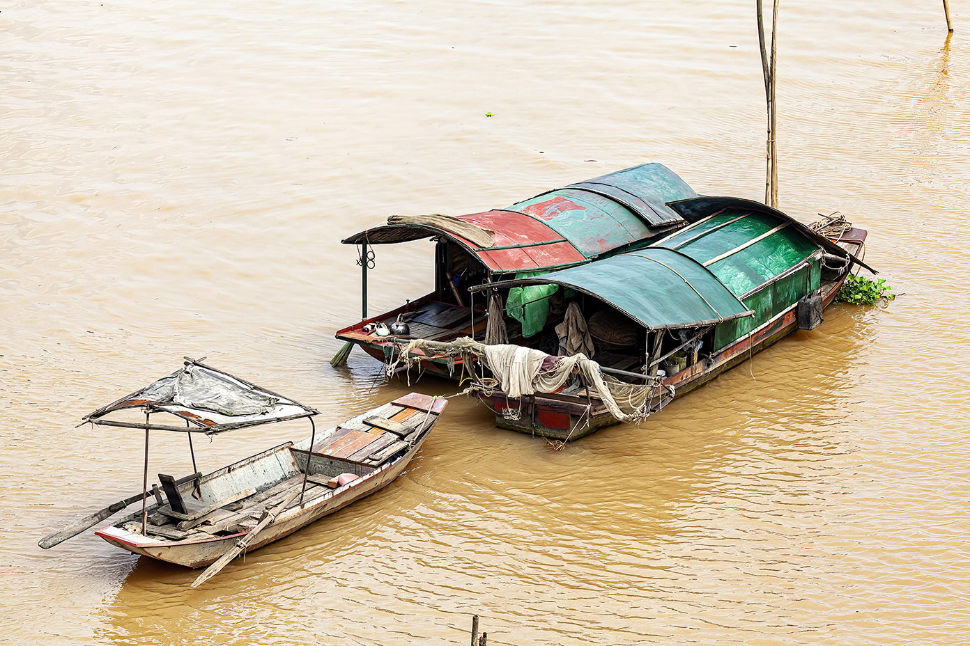 Marine Hanoi fishing boats on the Red River Vietnam Aug 2015 01