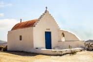 Asisbiz Iconic places in Greece Mykonos church on the hill Aug 2011 01