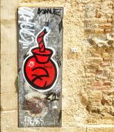 Asisbiz Graffiti street art photographed in Spain Barcelona artist unk using Iphone 6 Jul 2015 006