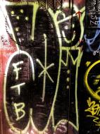 Asisbiz Graffiti street art photographed in Spain Barcelona artist unk using Iphone 6 Jul 2015 010
