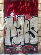 Asisbiz Graffiti street art photographed in Spain Barcelona artist unk using Iphone 6 Jul 2015 046
