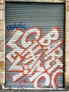 Asisbiz Graffiti street art photographed in Spain Barcelona artist unk using Iphone 6 Jul 2015 126