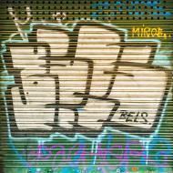Asisbiz Graffiti street art photographed in Spain Barcelona artist unk using Iphone 6 Jul 2015 220