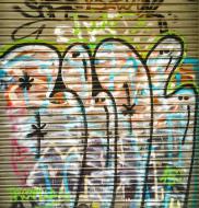 Asisbiz Graffiti street art photographed in Spain Barcelona artist unk using Iphone 6 Jul 2015 225