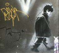 Asisbiz Graffiti street art photographed in Spain Barcelona artist unk using Iphone 6 Jul 2015 239