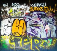 Asisbiz Graffiti street art photographed in Spain Barcelona artist unk using Iphone 6 Jul 2015 634