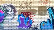 Asisbiz Graffiti street art photographed in Spain San Sebastian artist unk using Iphone 10 Jul 2015 21