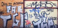 Asisbiz Graffiti street art photographed in Spain San Sebastian artist unk using Iphone 10 Jul 2015 31