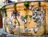 Asisbiz Graffiti street art photographed by the Casella's in Italy Sicily artist unk using Iphone 2022 066