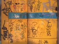 Asisbiz Graffiti street art photographed in Spain Zaragoza artist unk using Iphone July 2015 178