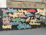 Asisbiz Graffiti street art photographed in Spain Zaragoza artist unk using Iphone July 2015 260