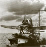 Asisbiz Arado Ar 196A being readied for a catapult launch 04