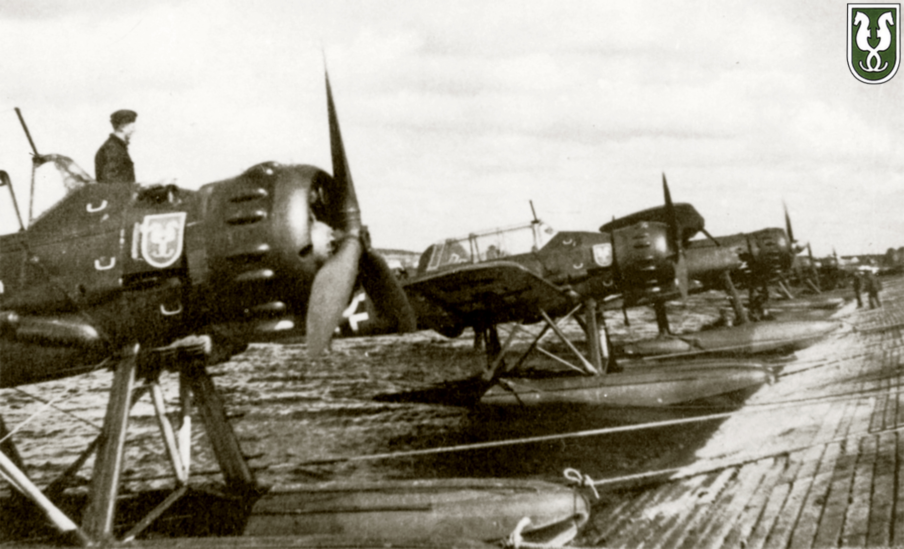 Asisbiz Arado Ar-196A KuFlGr706 Aalborg Denmark 1941 01