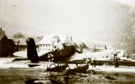 Asisbiz Arado Ar 196A 2.KuFlgGr906 8L+HK Norway 1940 03