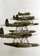 Asisbiz Arado Ar 196A5 SAGr128 in echelon formation patrol over the Mediterranean 01