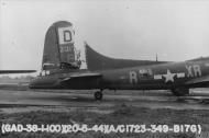 Asisbiz 42 31723 B 17G Fortress 8AF 100BG349BS XRR Sparky with battle damage 19th May 1944 FRE4086