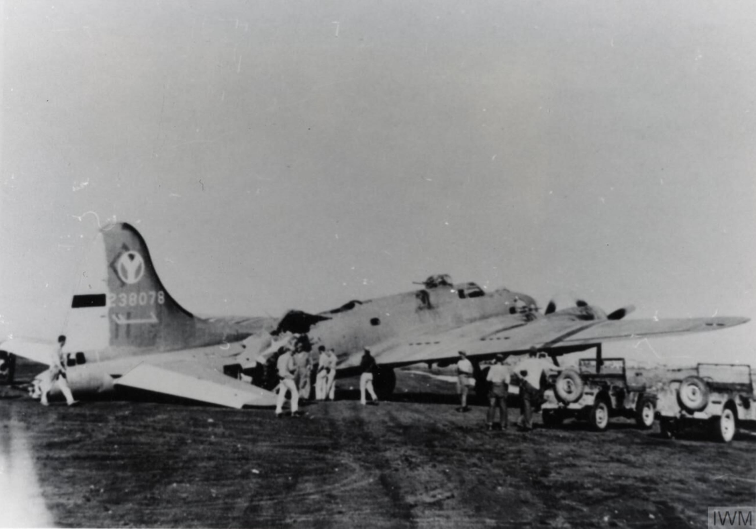 42-38078 B-17G Fortress 15AF 2BG429BS damaged by a direct flak hit 21st Sept 1944 FRE13988