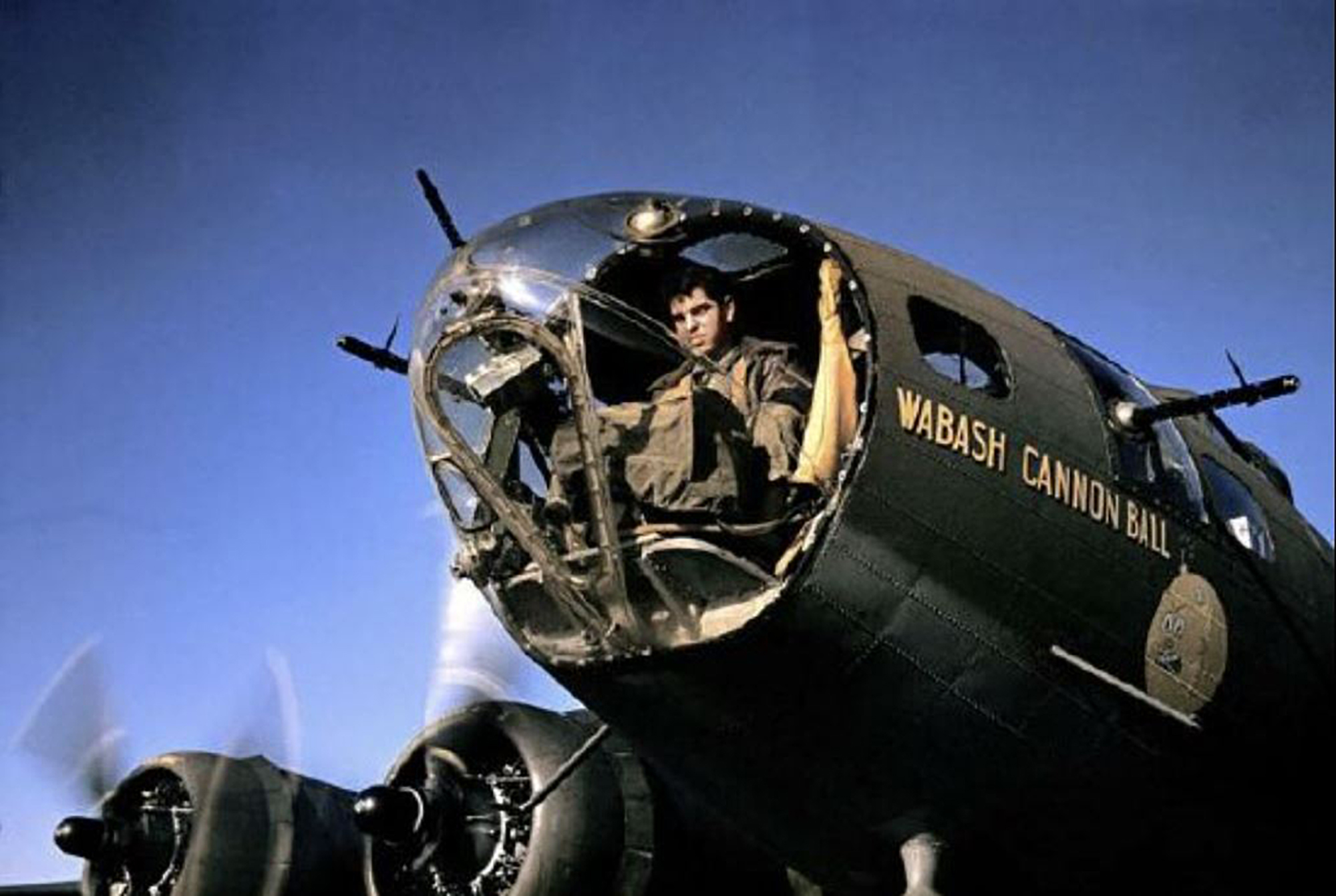 41-24361 B-17F Fortress 12AF 301BG32BS Wabash Cannon Ball 01