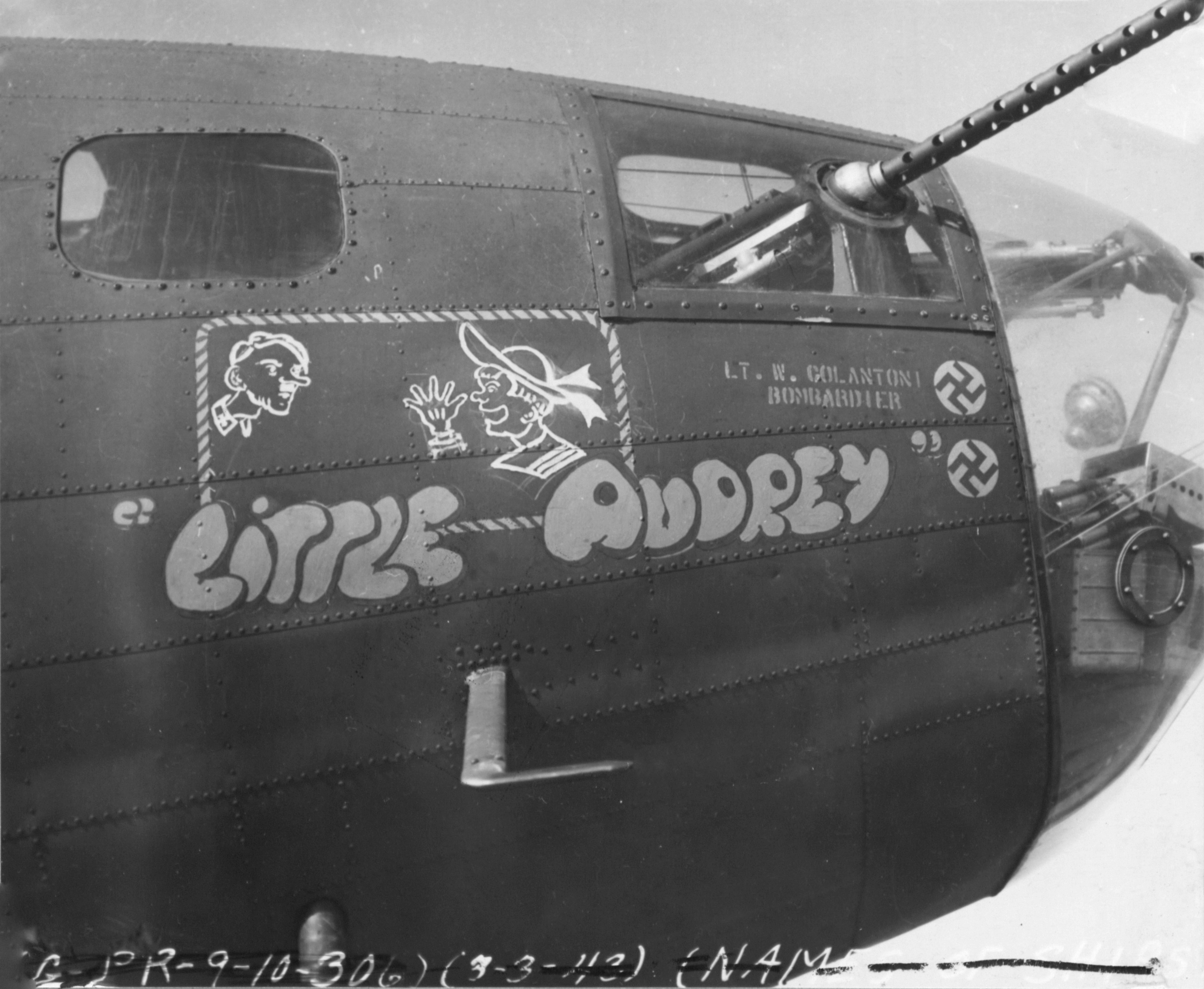 41-24560 B-17F Fortress 8AF 306BG352BS BOD Little Audrey nose art England 1942 3rd Mar 1943 NA620