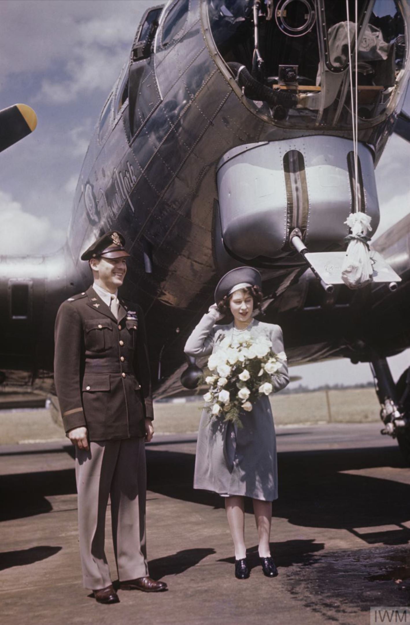42-102547 B-17G Fortress 8AF 306BG367BS GYF Rose of York 6th Jul 1944 FRE5939