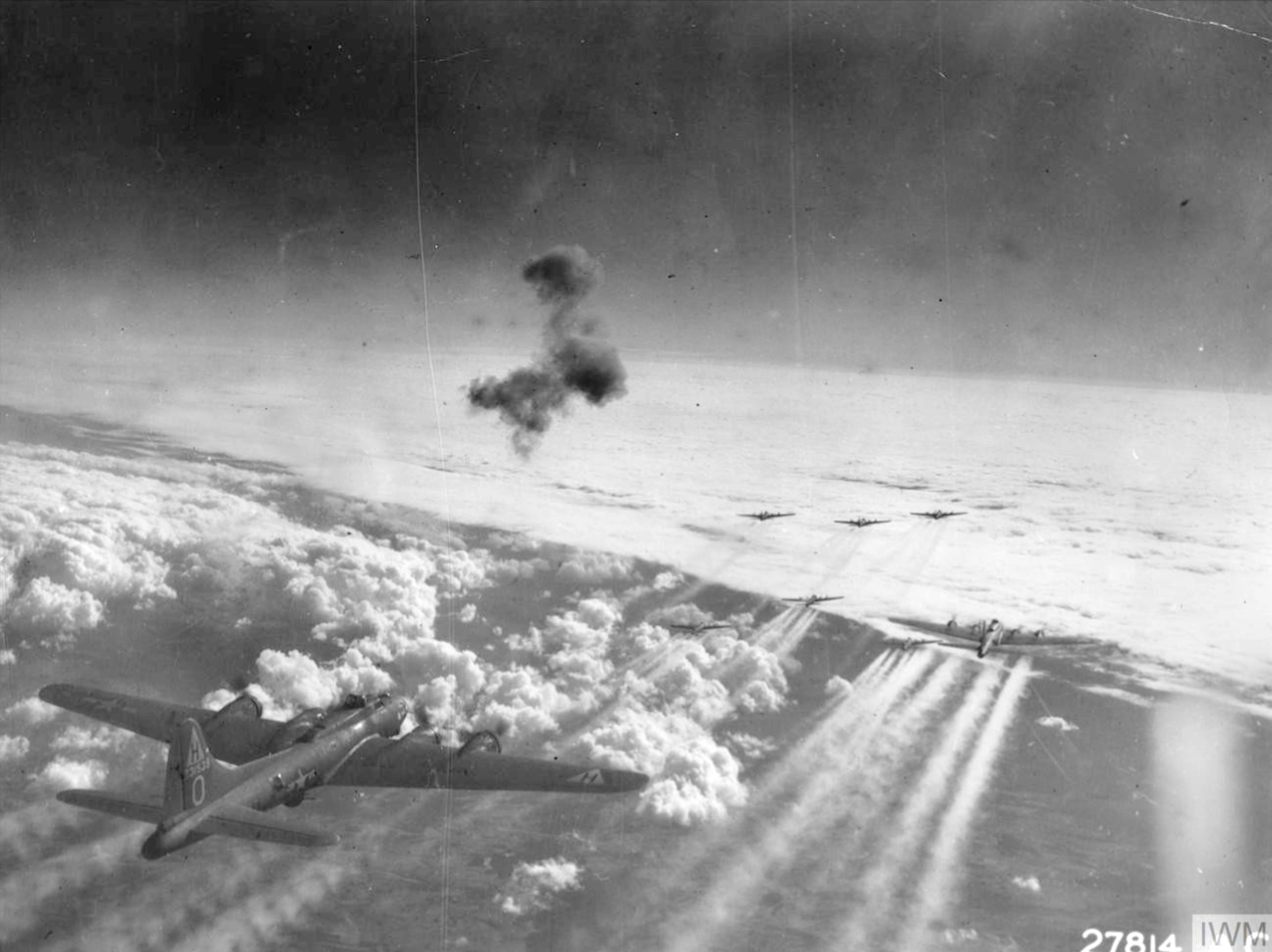 42-31539 B-17G Fortress 8AF 306BG423BS RDO during a mission over Germany 13 Apr 1944 FRE4441