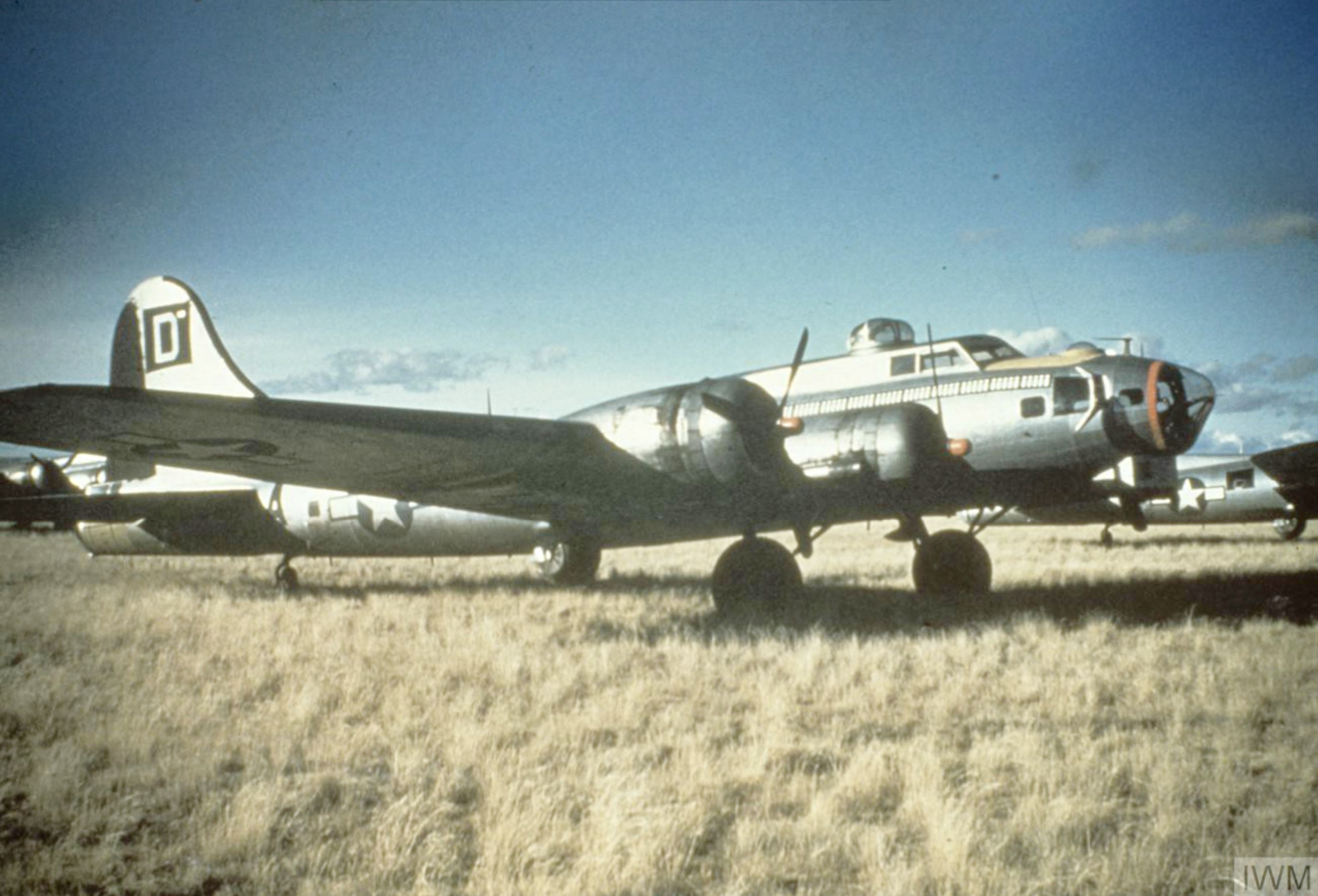 Boeing B-17G Fortresses 8AF 306BG in Sandia New Mexico 1946 FRE5910