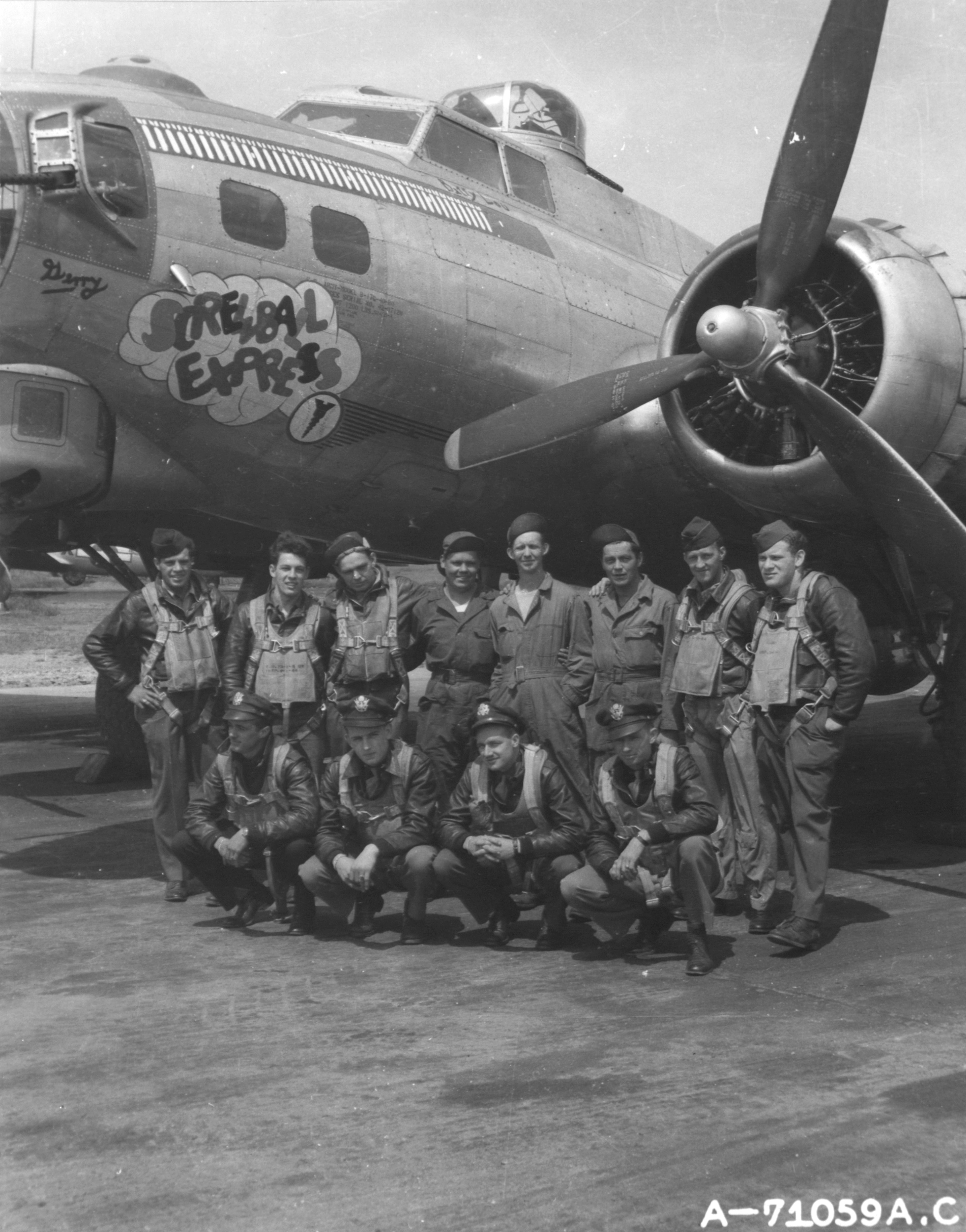 42-97128 B-17G Fortress 8AF 379BG527BS FOM Screwball Express England 15th Jun 1944 NA140