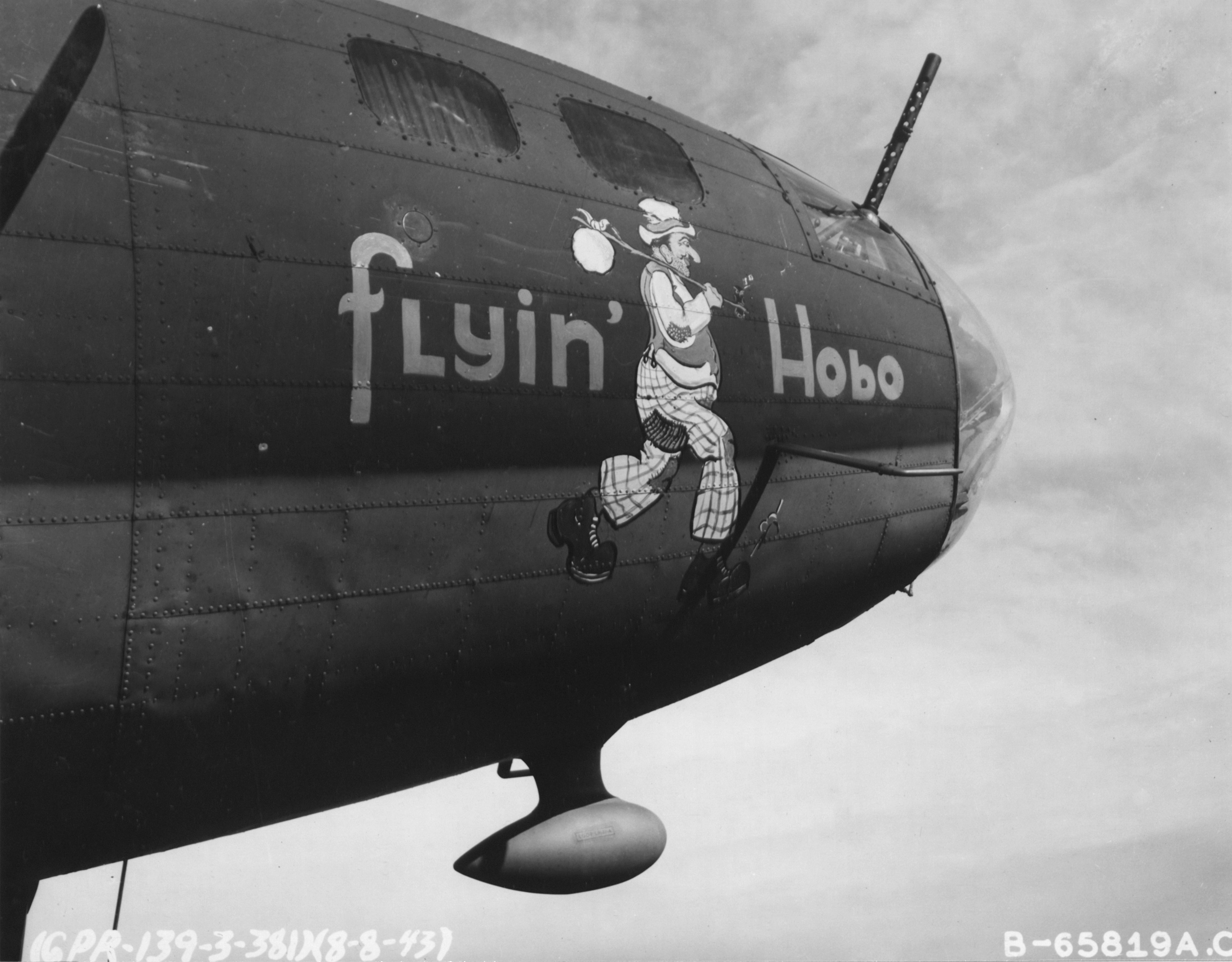 42-3134 B-17F Fortress 8AF 381BG533BS VPO Flyin' Hobo right side at Ridgewell 8th Aug 1943 NA377