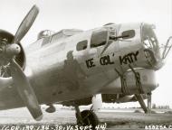Asisbiz 44 6115 B 17G Fortress 8AF 381BG534BS GDQ Ice Col’ Katy nose art at Ridgewell 6th Sep 1944 NA423