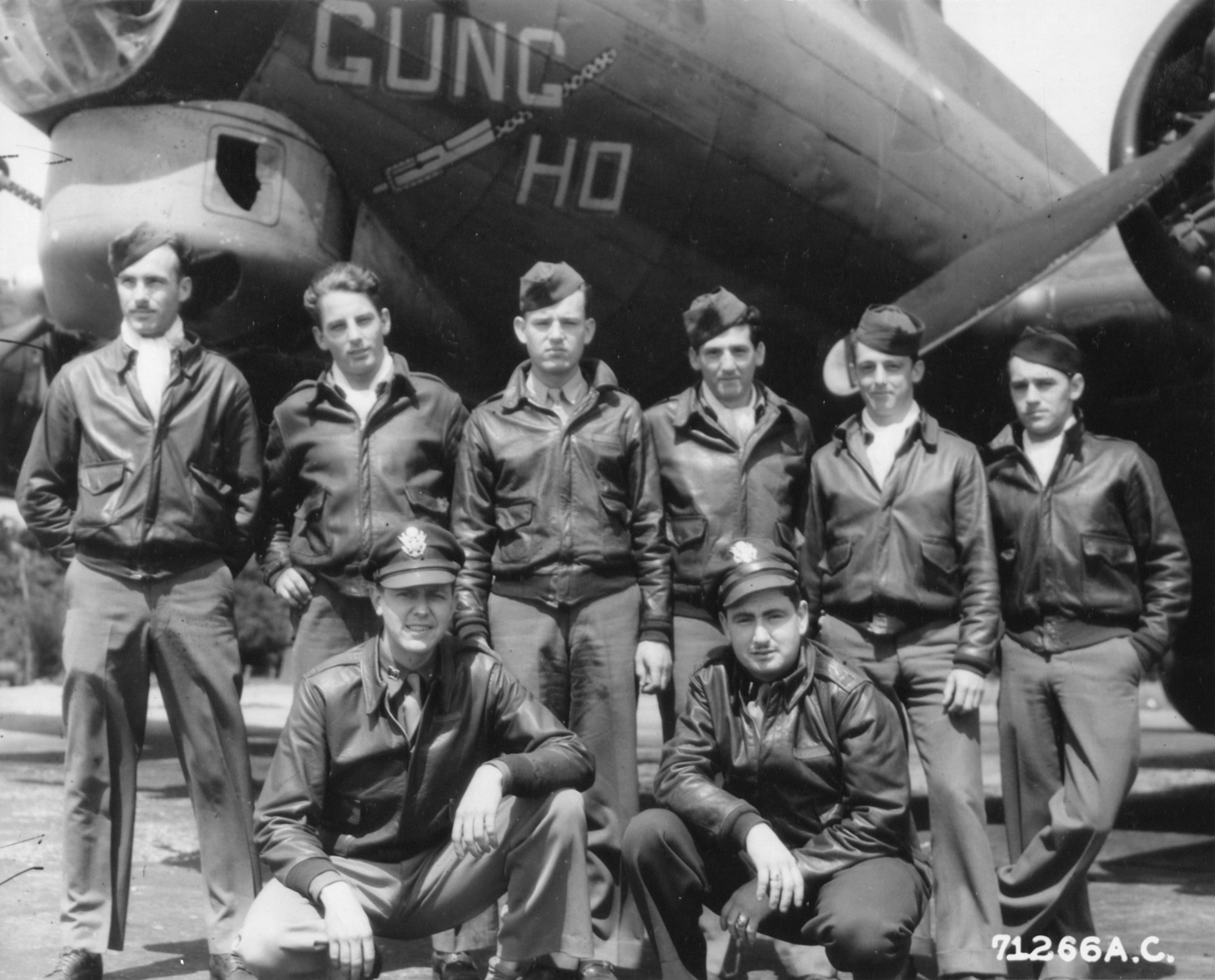 42-31134 B-17G Fortress 8AF 390BG569BS CCG Gung Ho Capt Dinwoodie crew at Framlingham 23rd Aug 1944 NA458