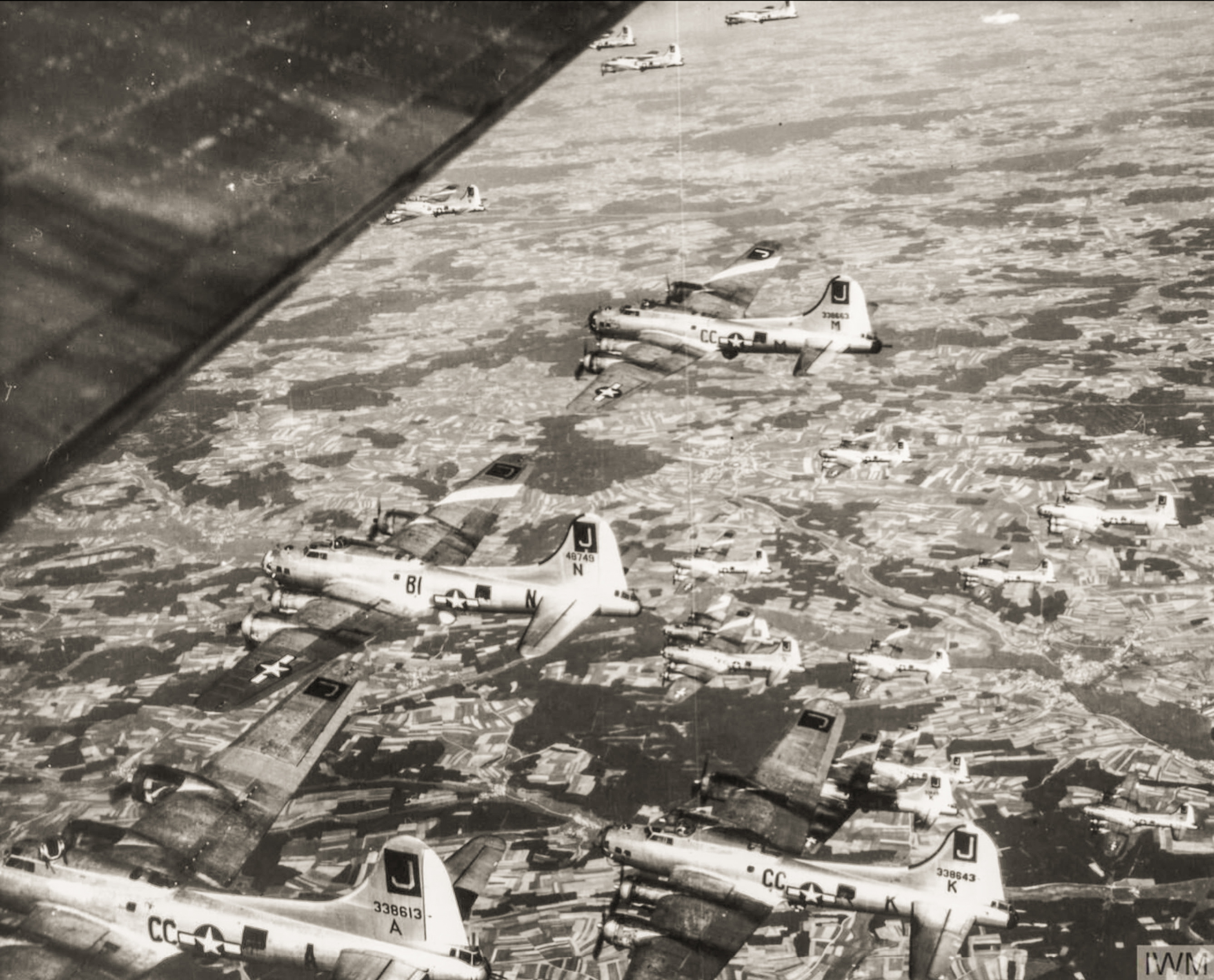 44-8749 B-17G Fortress 8AF 390BG568BS BIN a Mickey Ship leading the 569BS with CCA, CCM and others FRE1633