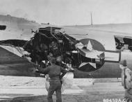 Asisbiz 44 8315 B 17G Fortress 8AF 390BG568BS BIU flak damage during Munich Germany July 6 1944