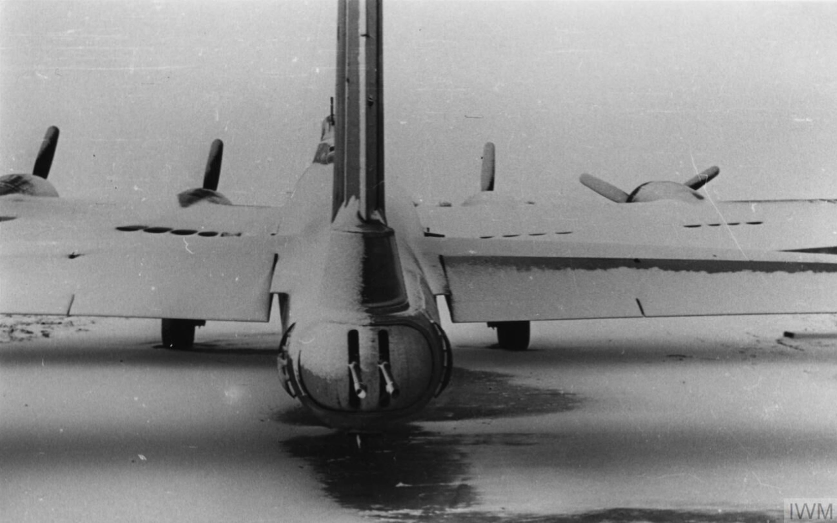 Boeing B-17G Fortress 8AF 398BG FRE8053