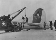 Asisbiz 44 8483 B 17G Fortress 8AF 398BG600BS N8T at Nuthampstead 2nd Dec 1944 01