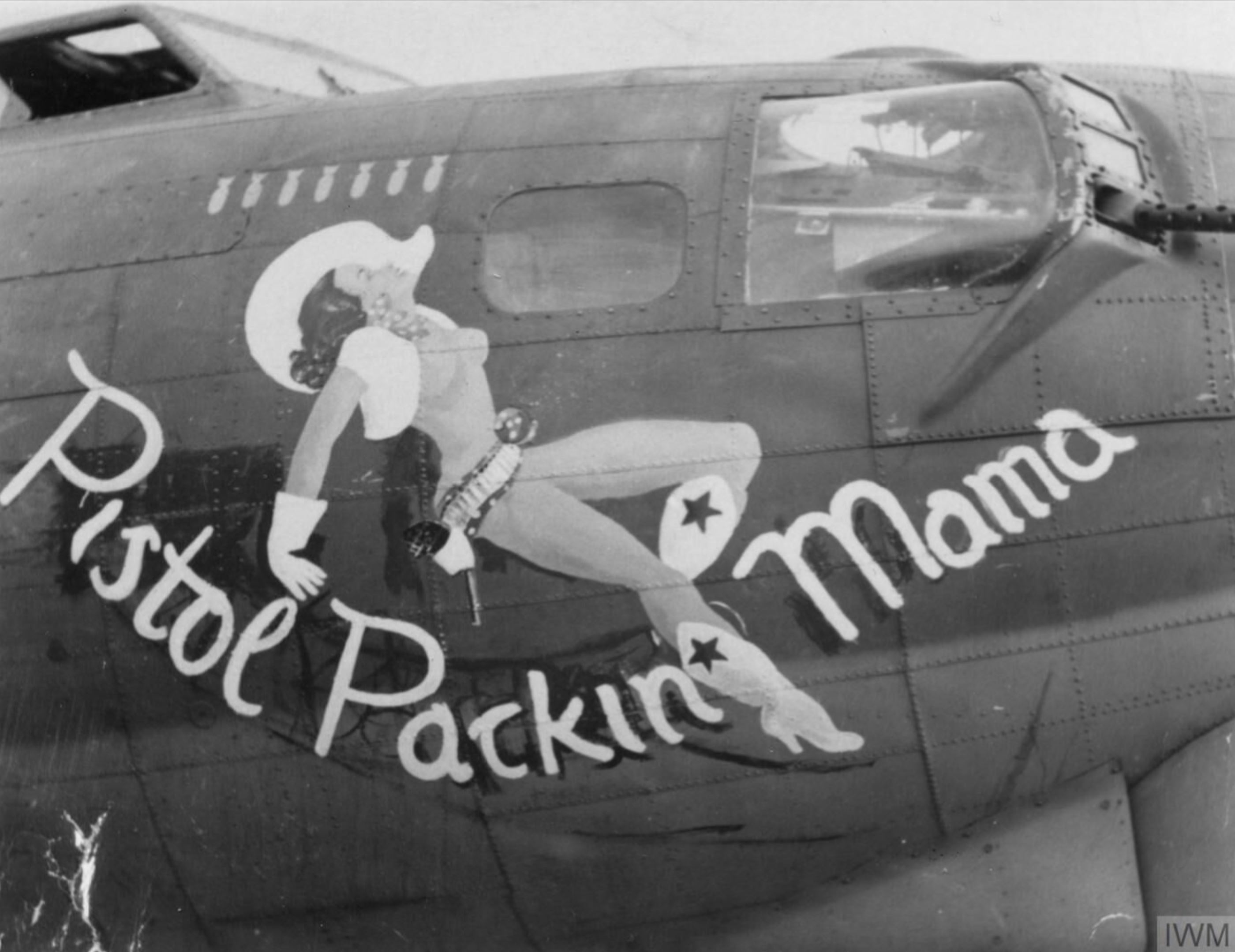 42 31037 B 17G Fortress 8AF 401BG613BS INF Pistol Packin Mama completed 7th msision Frankfurt 29 Jan 1944 FRE8088