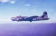Asisbiz 42 97934 B 17G Fortress 8AF 457BG750BS PPL 934 A Rene V in flight FRE6688